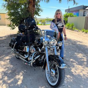 Meet your Posher, Sharon